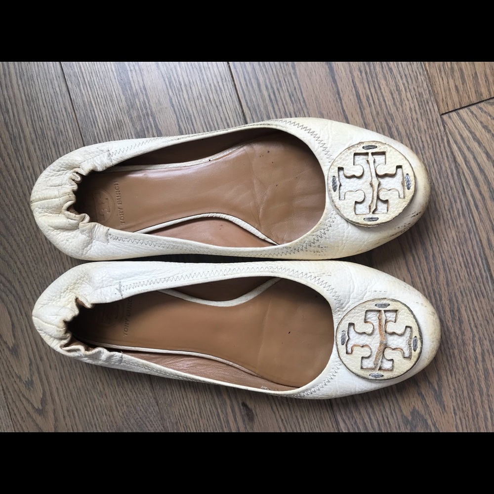 Cream/beige Tory Burch Flats Size 11